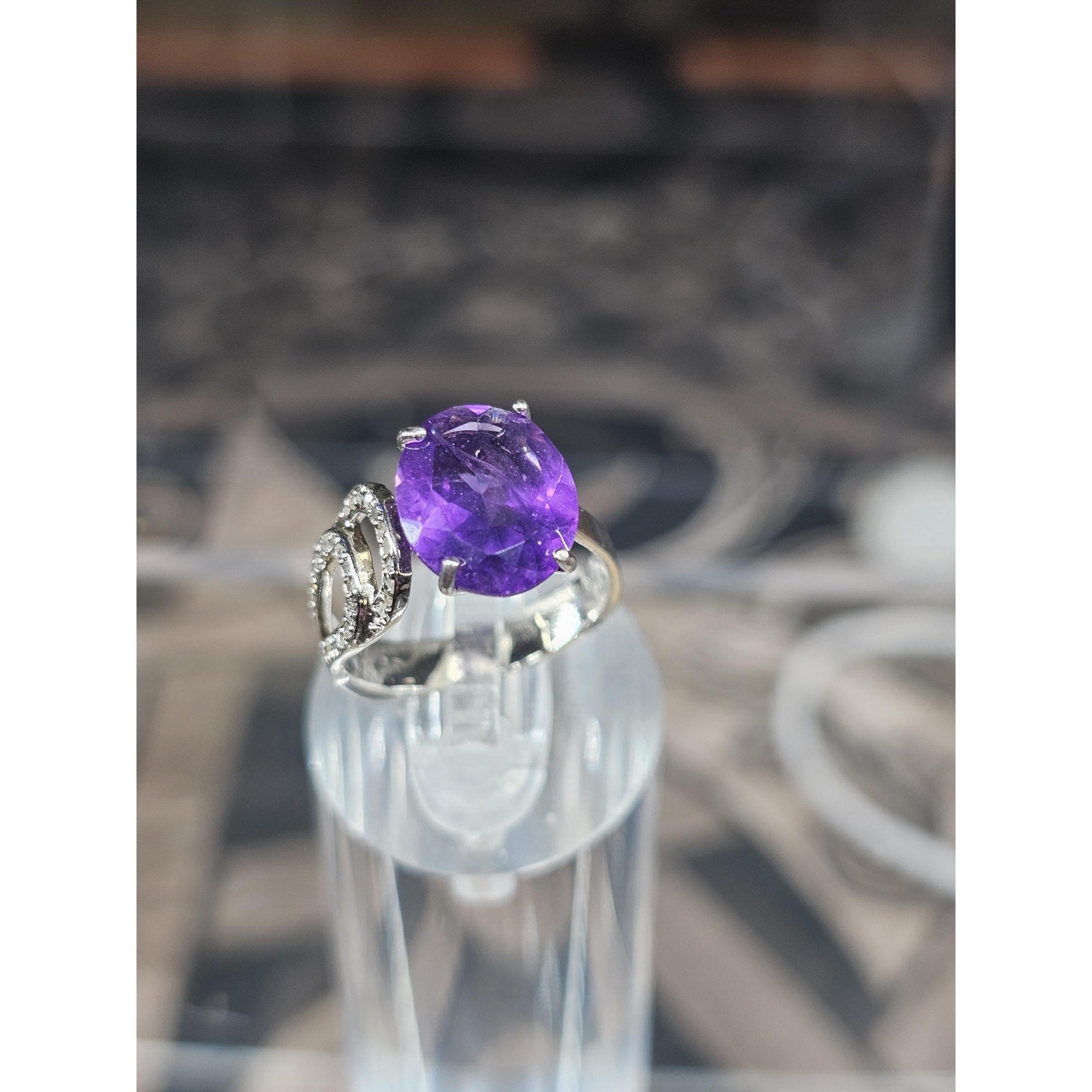Womens 14K White Gold Platinum Finish Size 6 Ring Amethyst & Diamonds