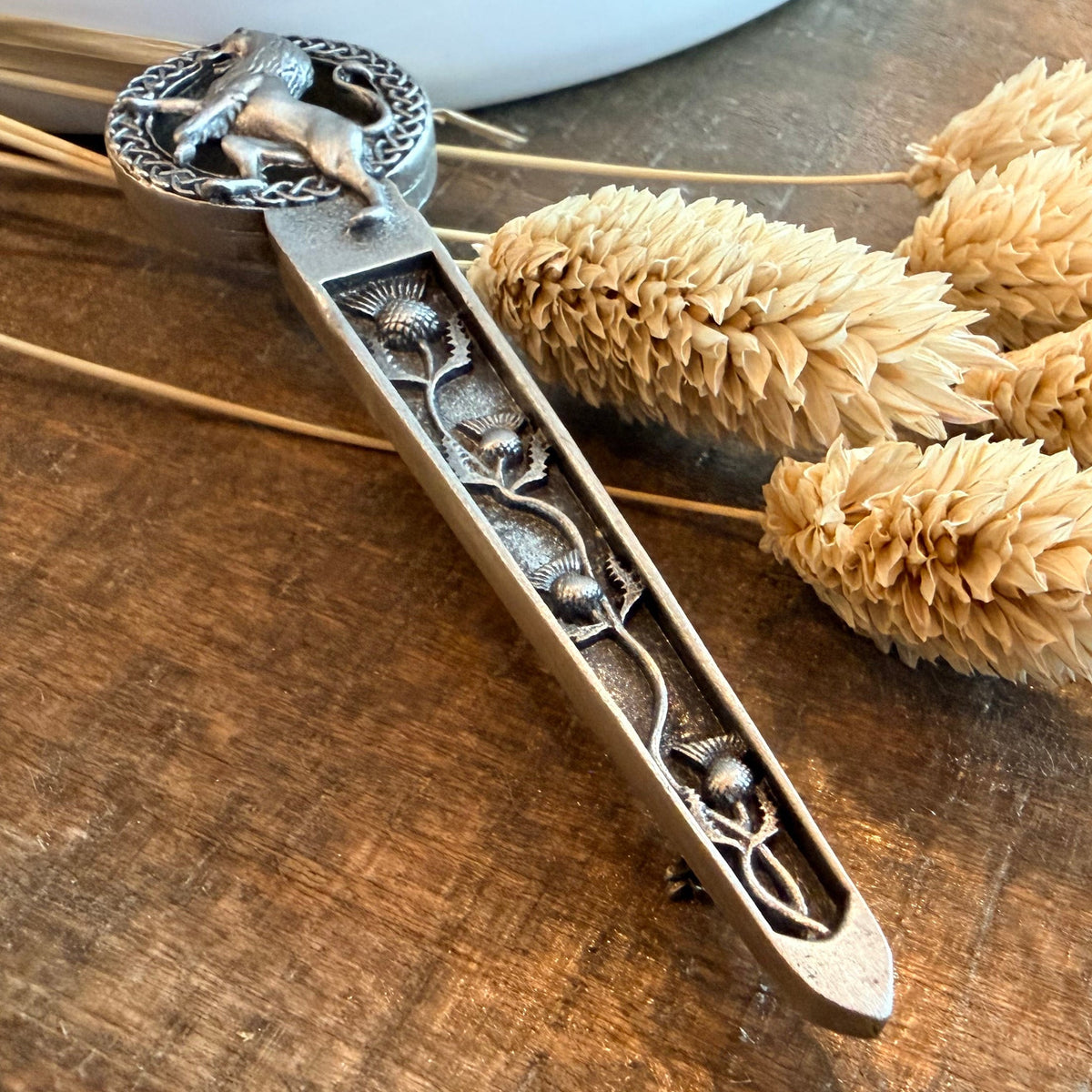 Thistle Scotland Lion Kilt Pin in Pewter | Kilt Pin | Wiccan Center