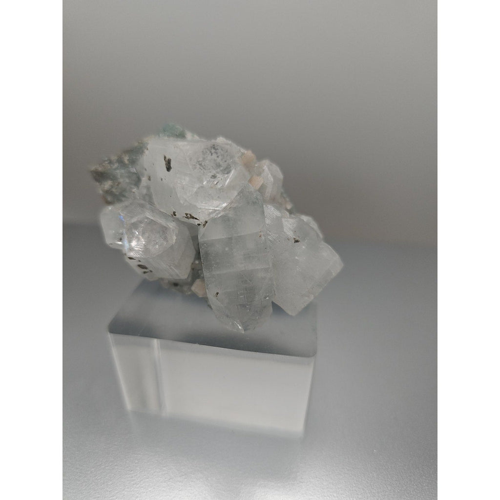 Apophyllite crystal specimen 108grams | Mineral Specimens | Wiccan Center