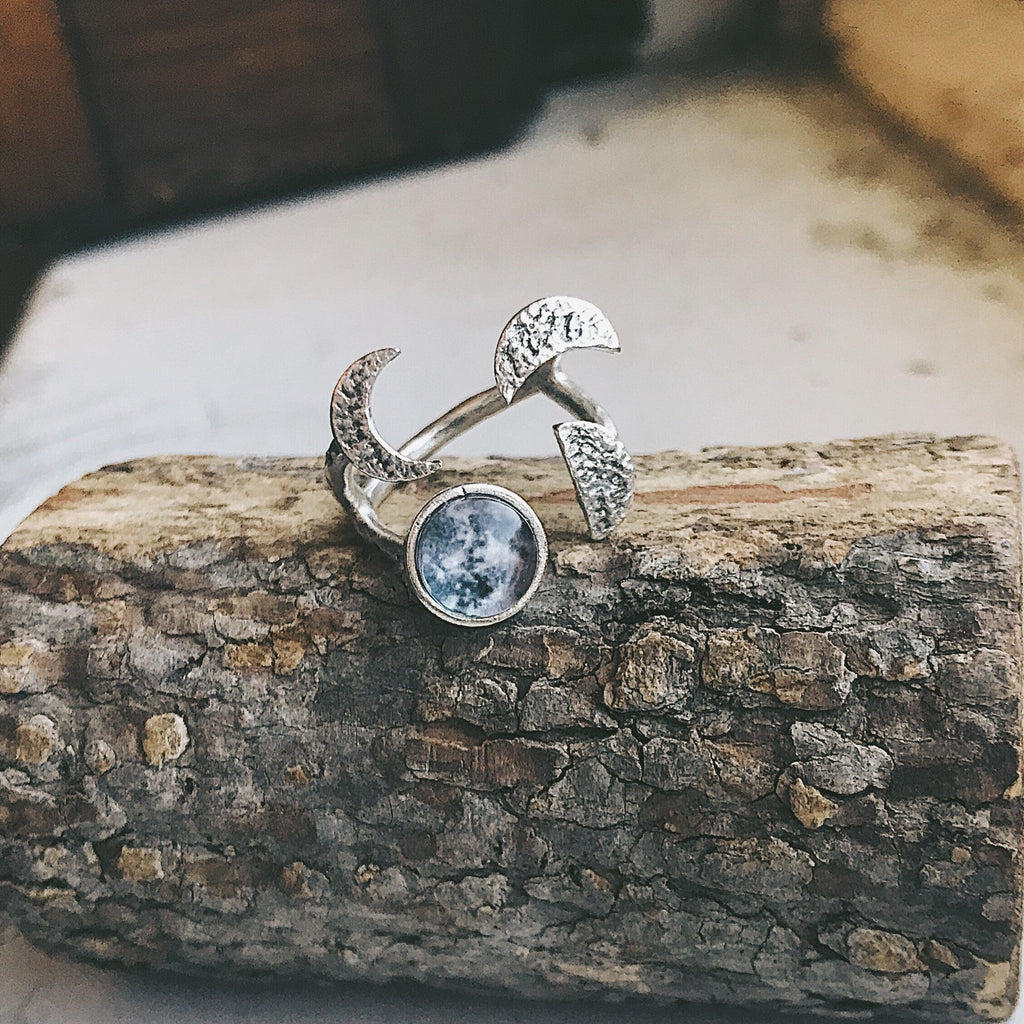 Moon Phase Sculpture Ring | Ring | Wiccan Center