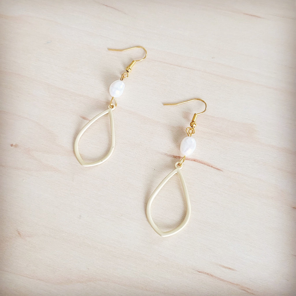 Matte Gold and Freshwater Pearl Earrings Drop 200bt | Earrings | Wiccan Center