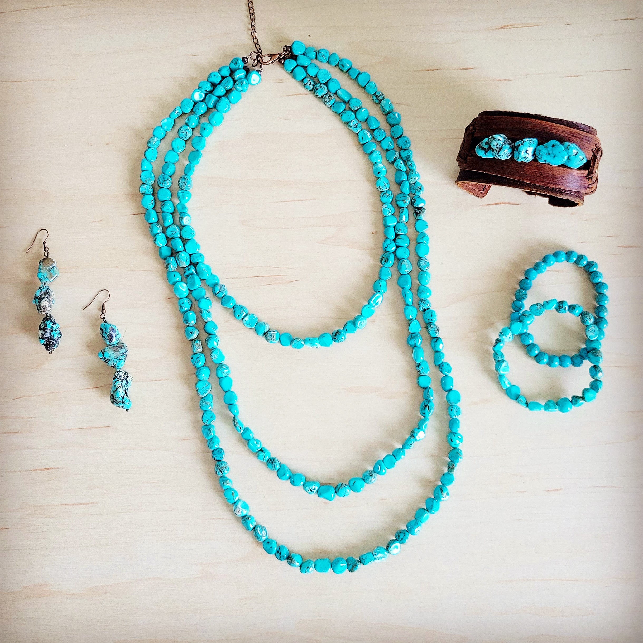 Small Beaded Turquoise Stretch Bracelet 812b | Bracelet | Wiccan Center