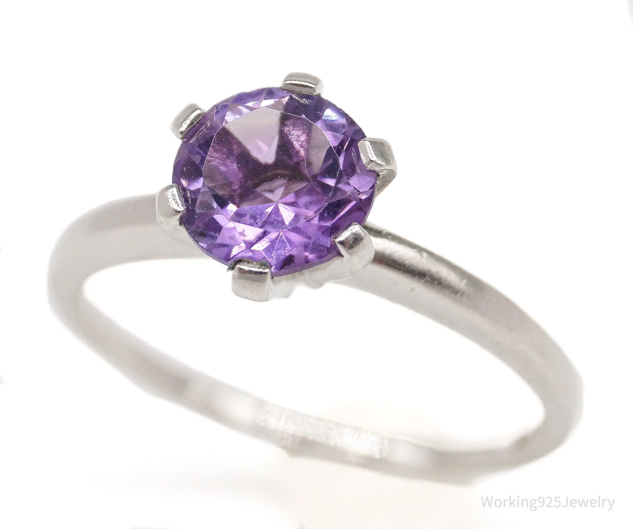 Vintage Amethyst Sterling Silver Ring - Size 8 | Jewelry > Rings | Wiccan Center