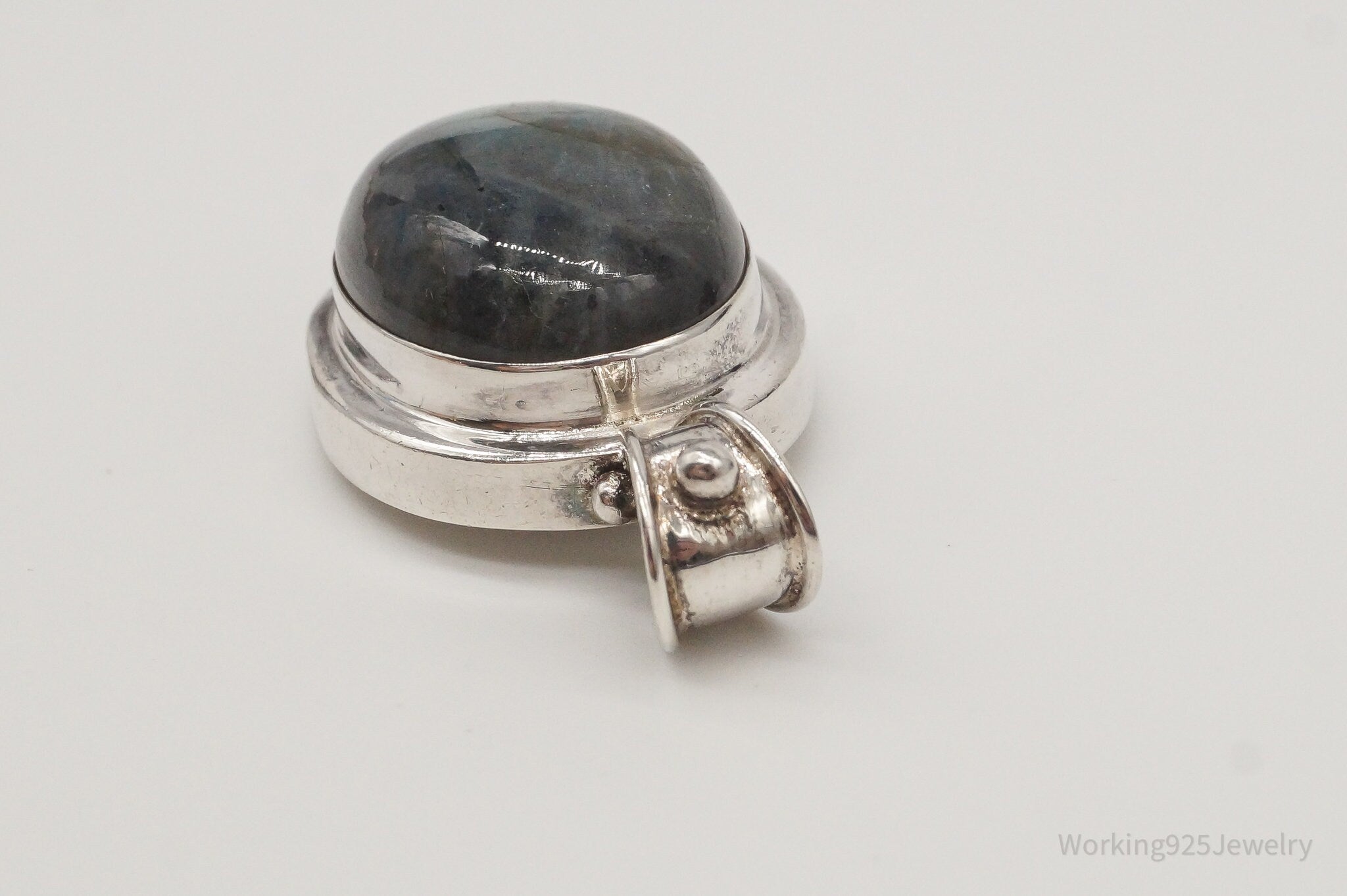 Vintage Large Labradorite Sterling Silver Pendant | Jewelry > Necklaces > Pendants | Wiccan Center