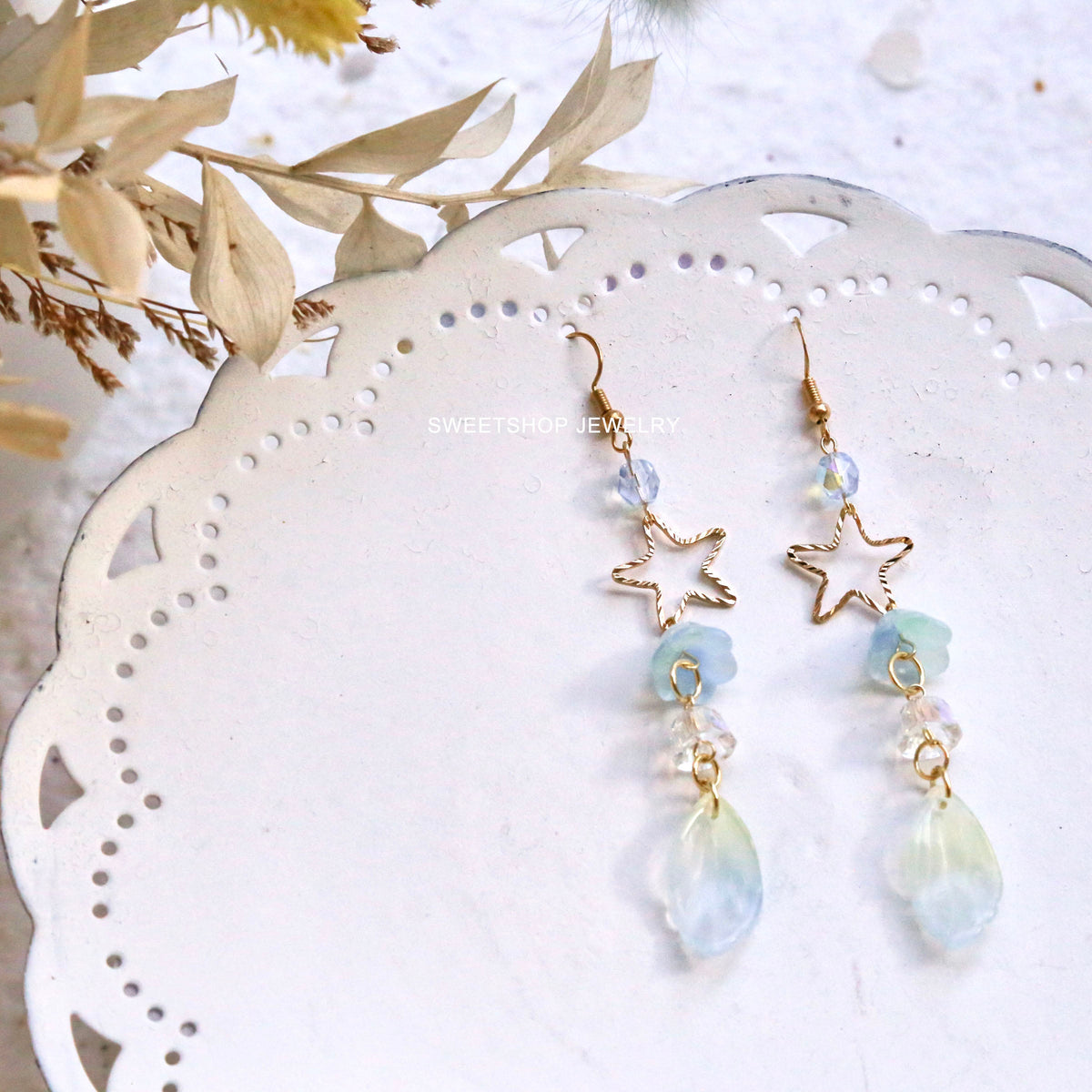 SALE - Star Feather Flower Earrings