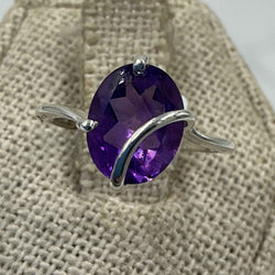 Sterling Silver Oval Flow Amethyst Ring – Size 6 – Calm, Intuition & Spiritual Protection | Rings | Wiccan Center