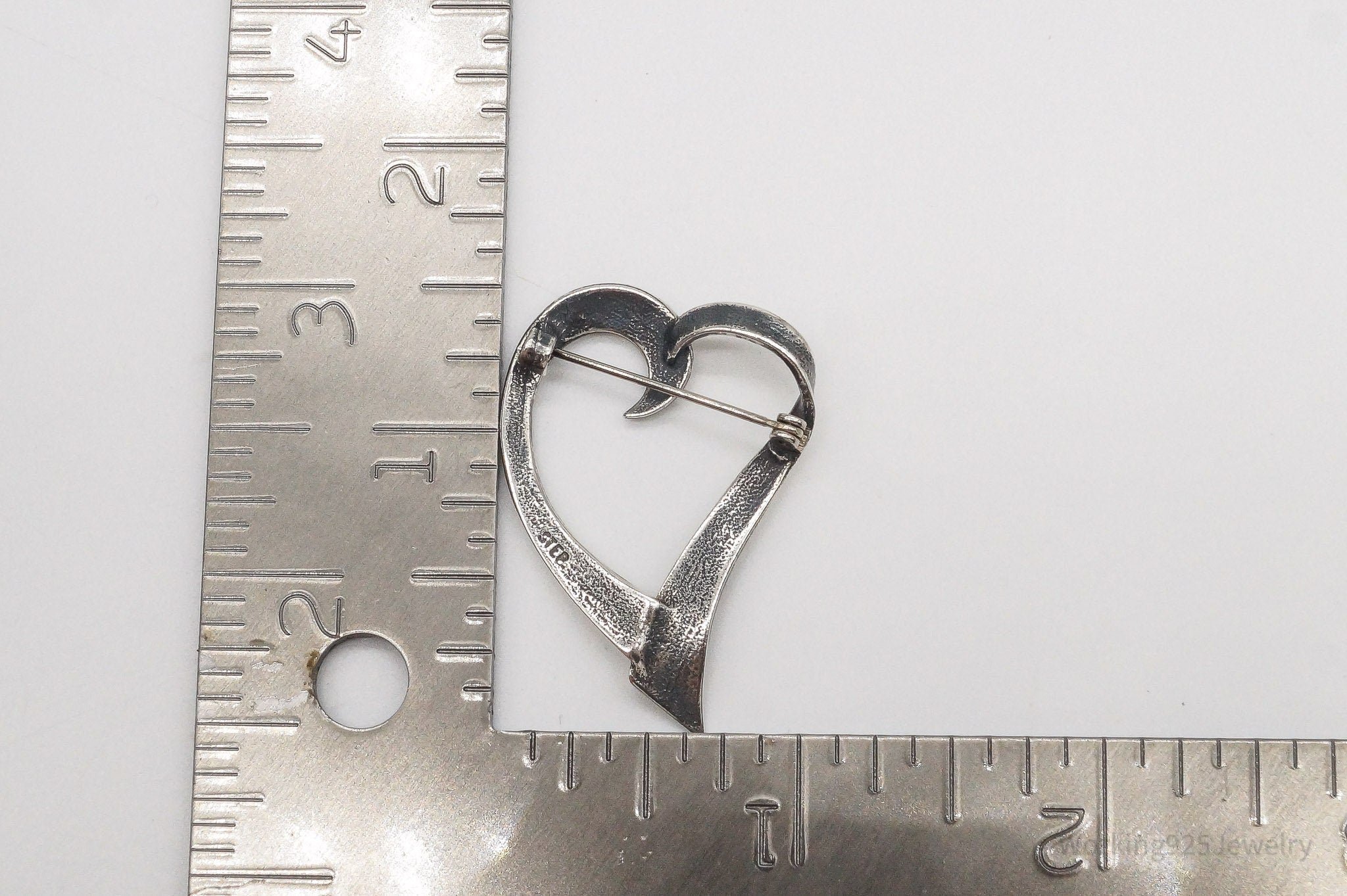 Vintage Open Heart Art Deco Sterling Silver Brooch Pin | Jewelry > Brooches, Pins & Clips | Wiccan Center