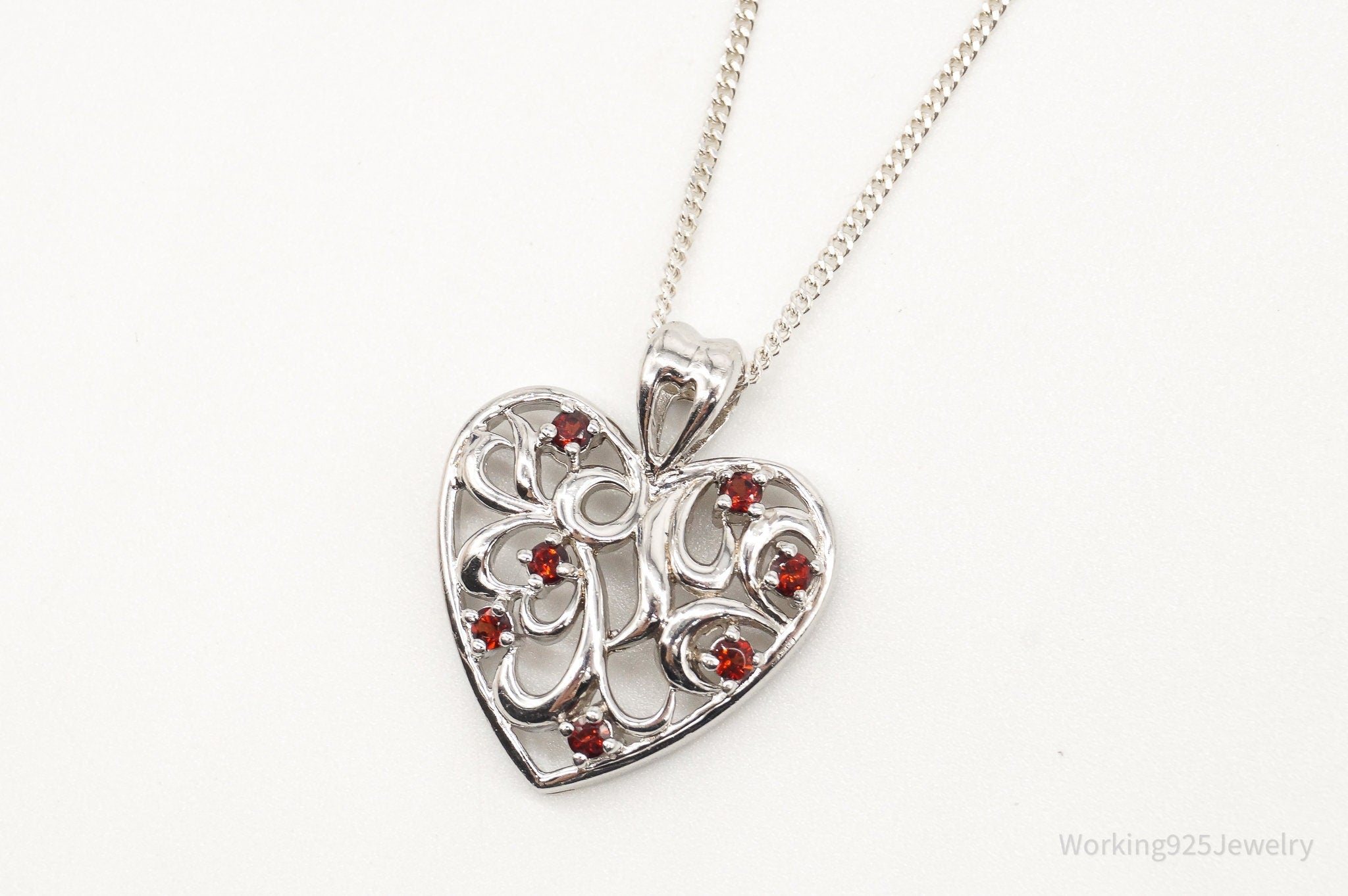 Vintage Garnet Heart Sterling Silver Necklace | Jewelry > Necklaces > Pendants | Wiccan Center