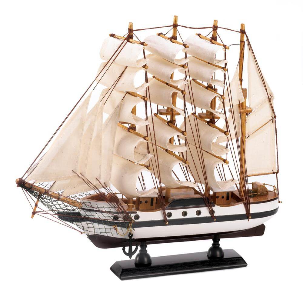 Passat Ship Model Figurine