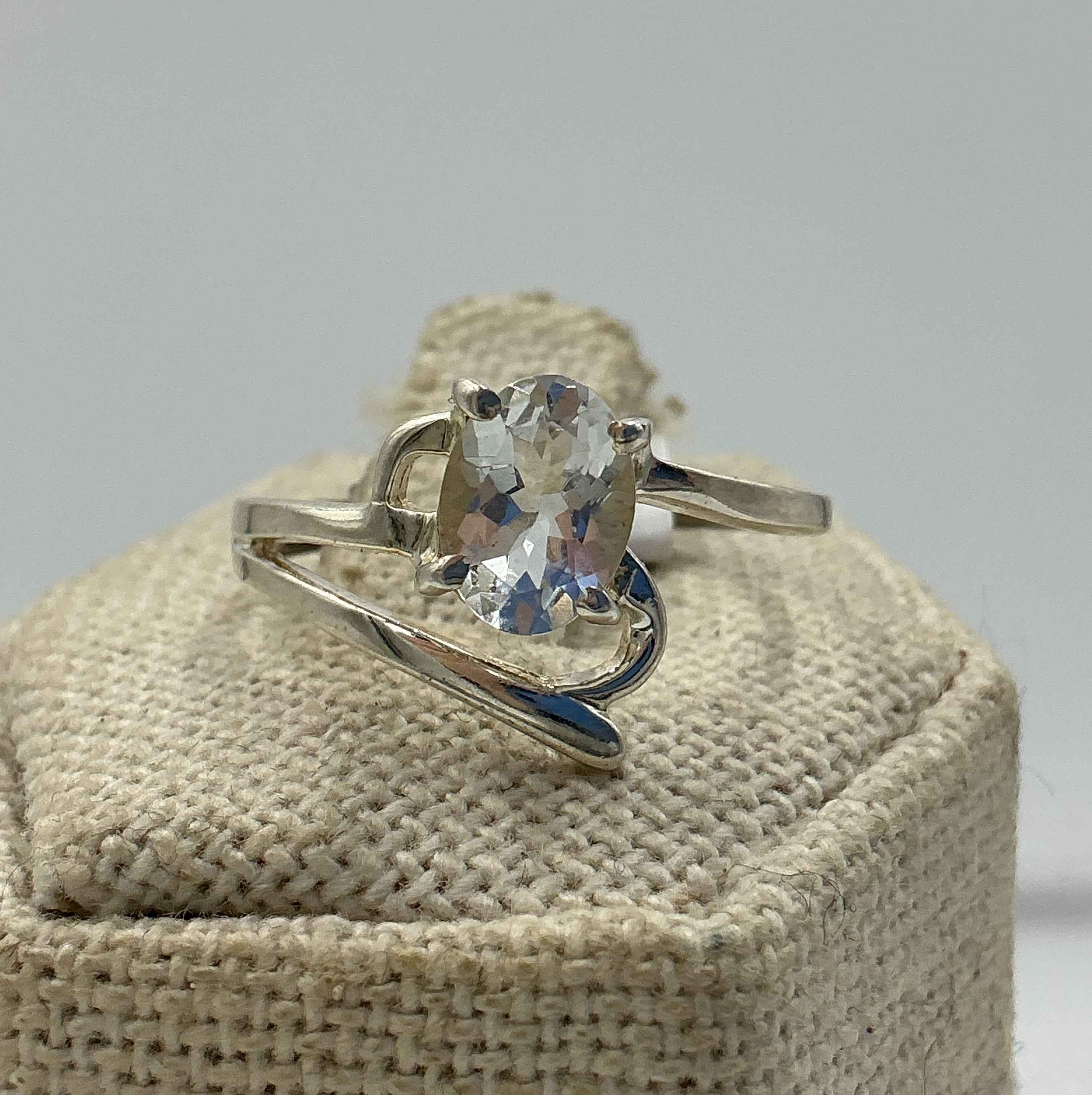 Sterling Silver Wave Banded Aquamarine Ring- Size 10 - Peace, Courage & Clear Communication | Rings | Wiccan Center