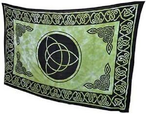 Triquetra Green - Tapestry (72x108) | Tapestry | Wiccan Center