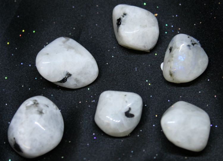 Moonstone Rainbow | Tumbled Gemstone | Wiccan Center