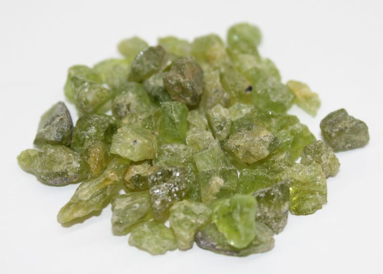 Peridot Rough Chips 10g | Chips | Wiccan Center