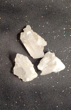 Arkansas Mini Quartz Cluster - Small (1") | Clusters | Wiccan Center