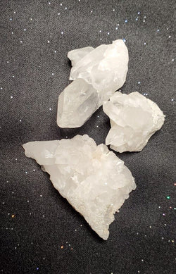 Arkansas Mini Quartz Cluster - Medium (1-1.5") | Clusters | Wiccan Center