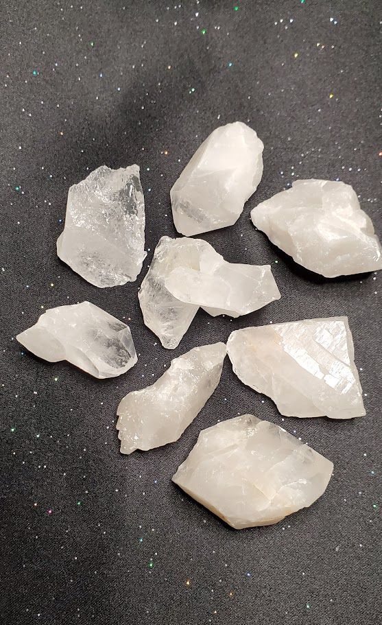 Arkansas Grid Quartz - Chips (1 oz) | Chips | Wiccan Center