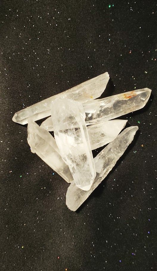 Diamantina Quartz - Hand Held (Medium) | Rough Gemstone | Wiccan Center