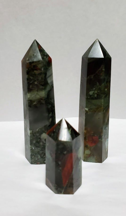 Bloodstone Obelisk - X-Large (90-114g) | Point | Wiccan Center