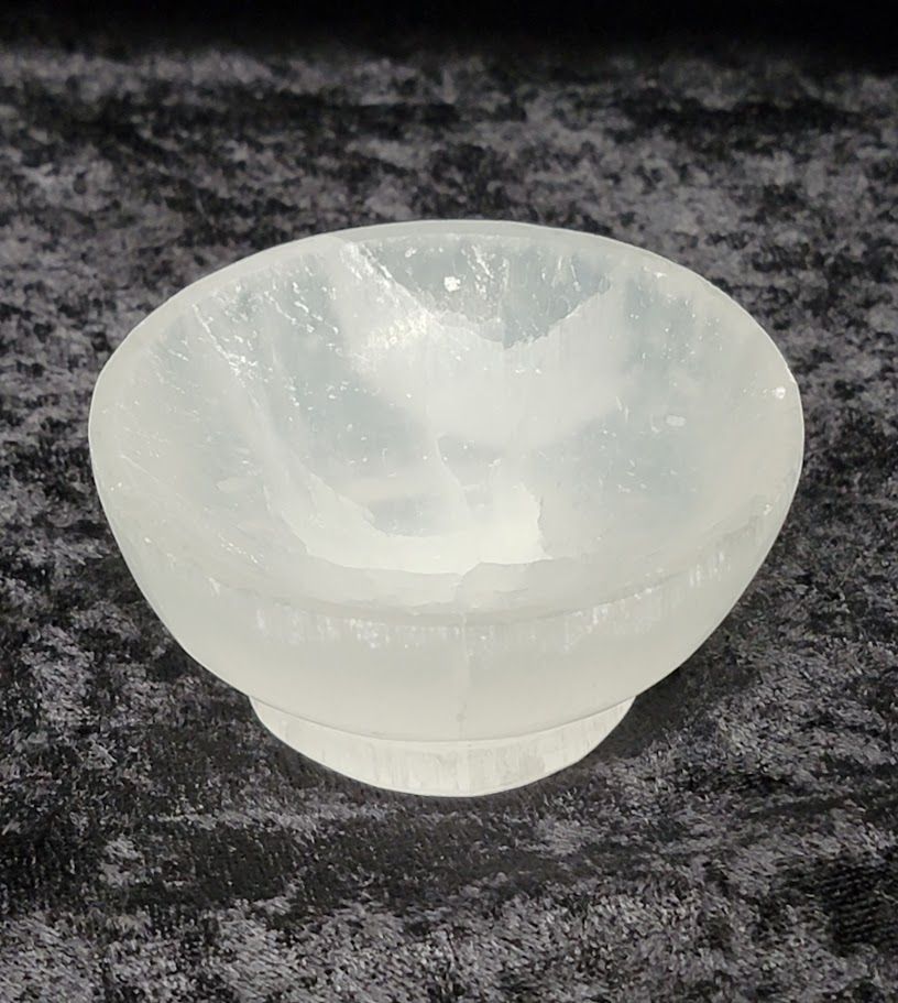 Tiny Selenite Bowl w/stand | Bowls | Wiccan Center