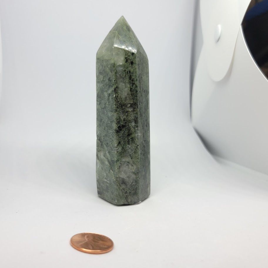 Green Quartz Obelisk - Medium | Point | Wiccan Center