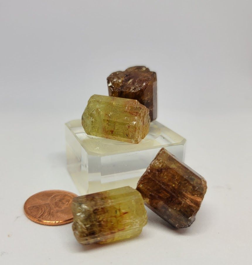 Golden Apatite | Gemstone | Wiccan Center