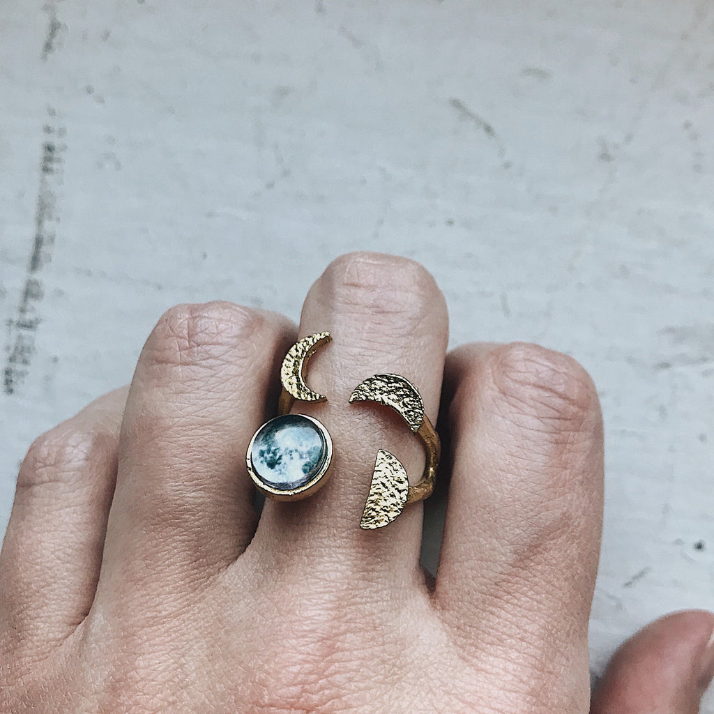 Moon Phase Sculpture Ring | Ring | Wiccan Center