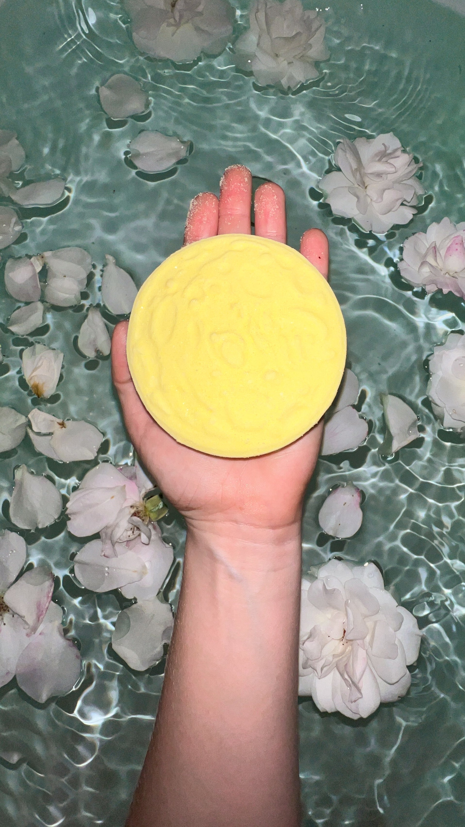 FULL MOON | BATH BOMB | Wiccan Center