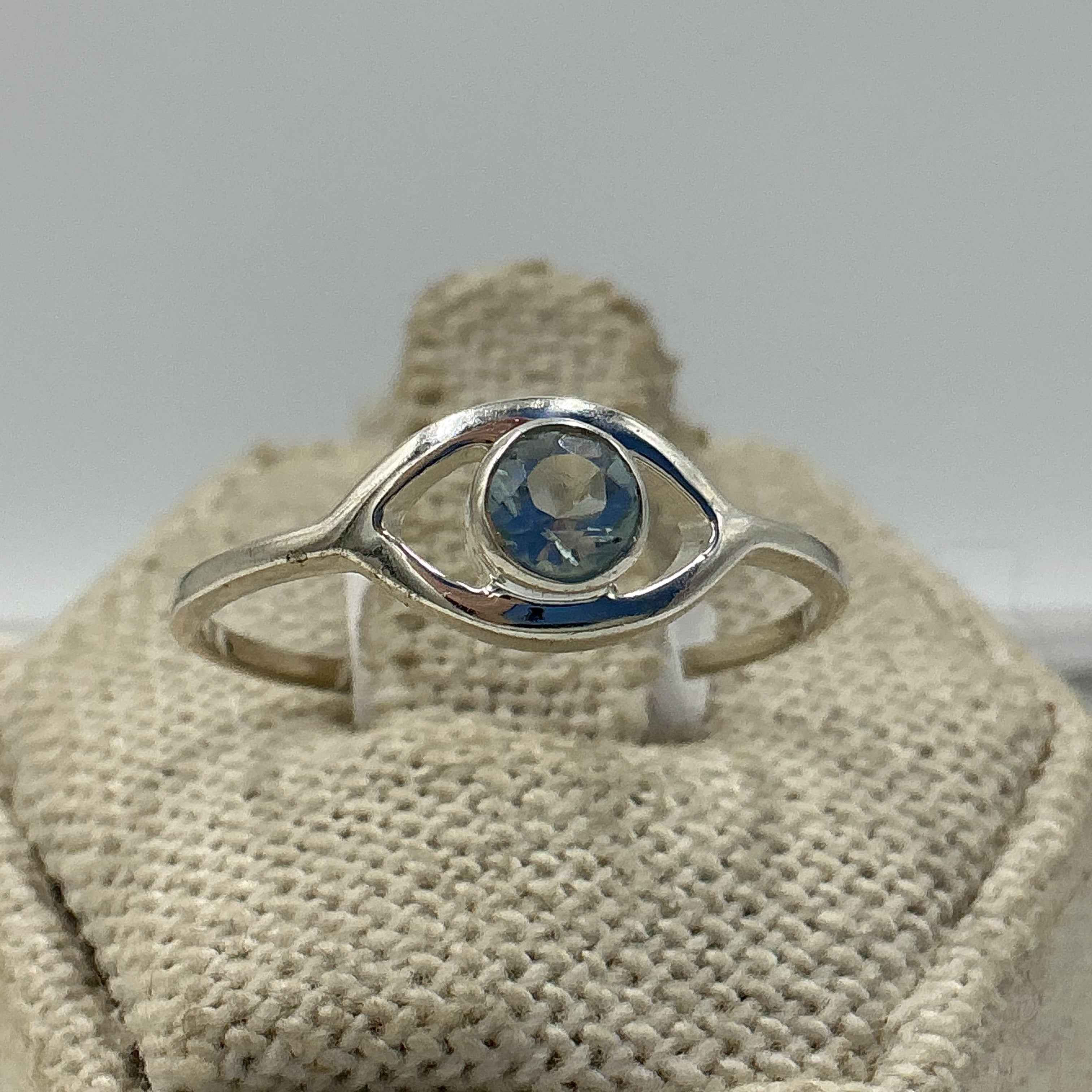 Sterling Silver Aquamarine Eye Ring- Size 9 - Peace, Courage & Clear Communication | Rings | Wiccan Center