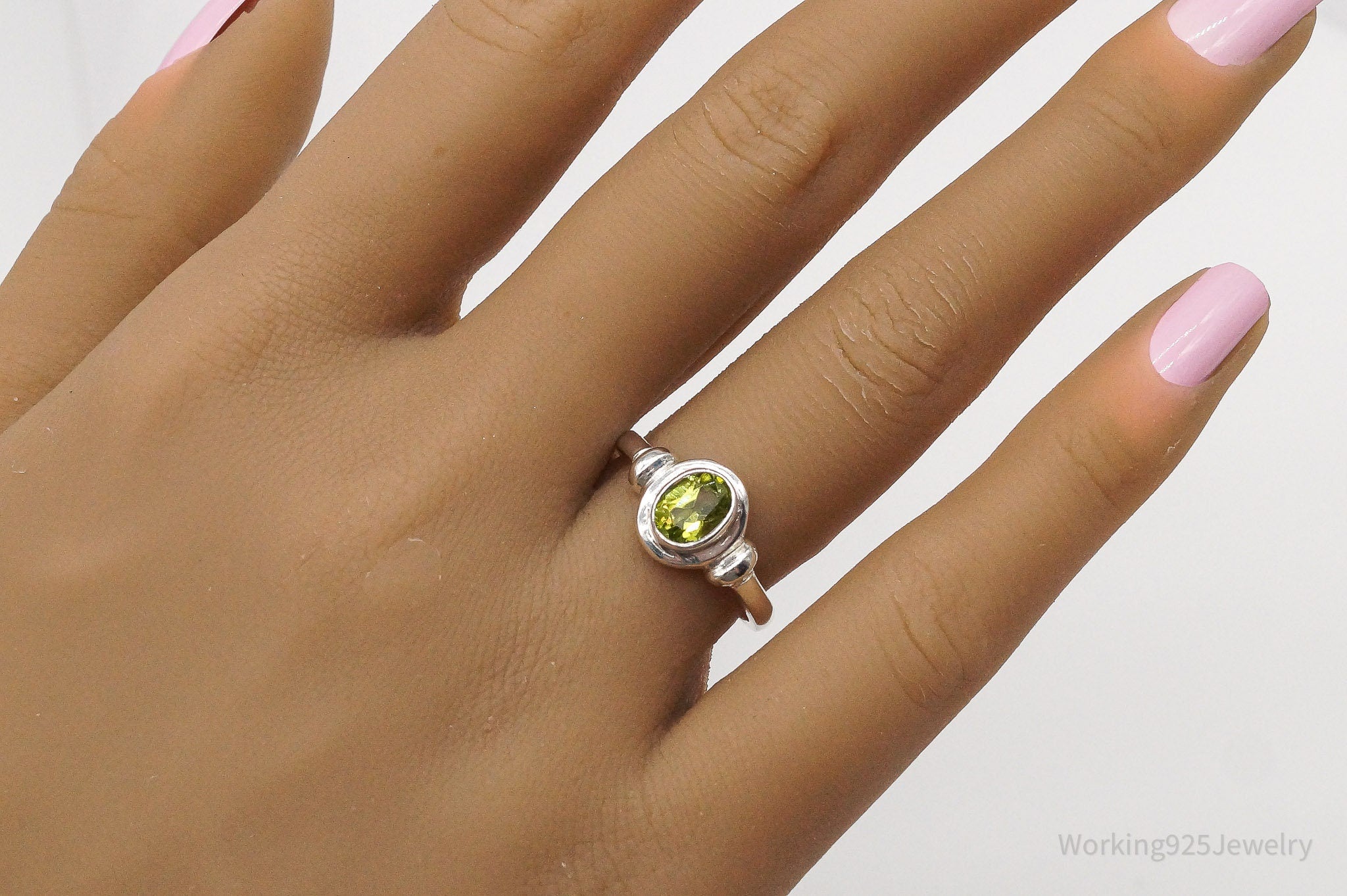 Vintage Peridot Sterling Silver Ring - Size 7.5 | Jewelry > Rings | Wiccan Center