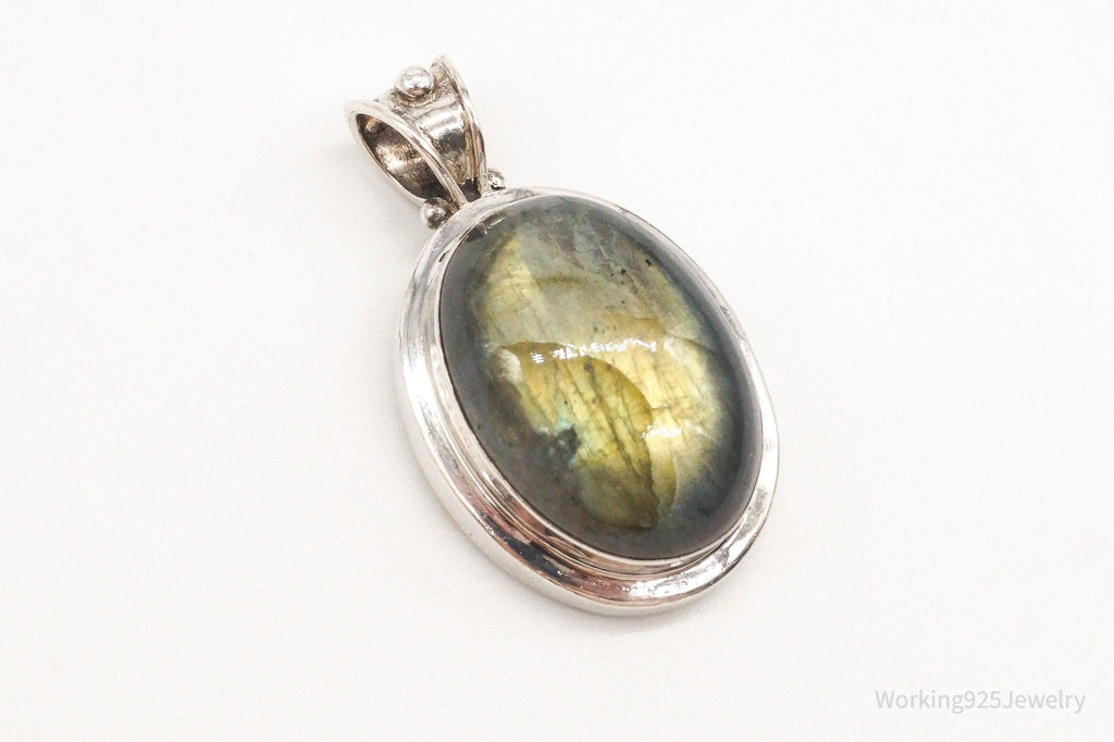 Vintage Large Labradorite Sterling Silver Pendant | Jewelry > Necklaces > Pendants | Wiccan Center