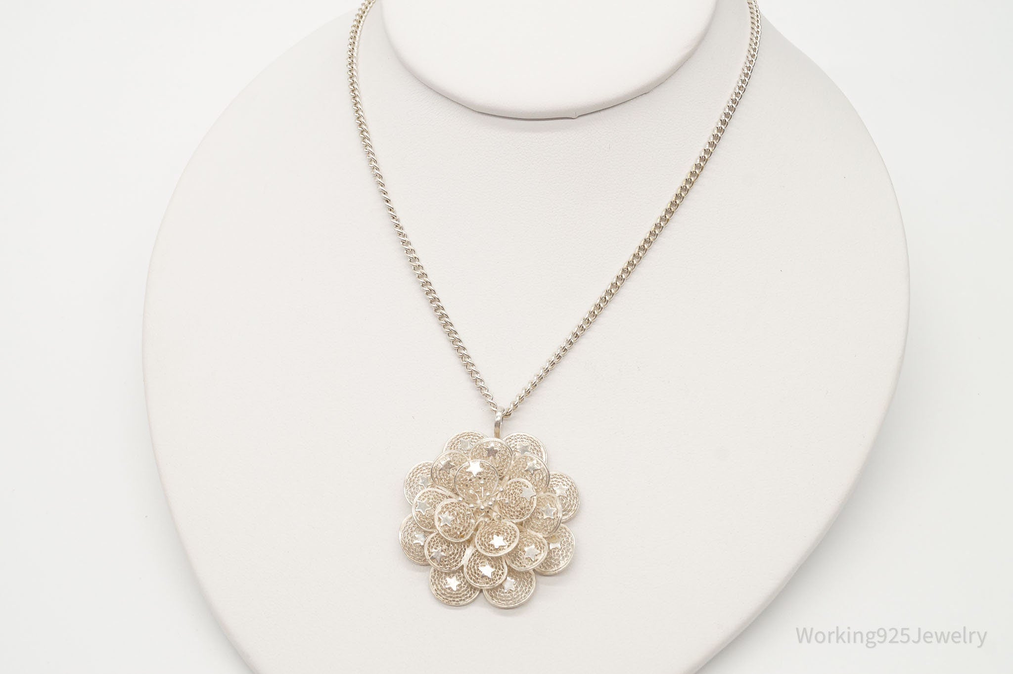 Vintage Large Filigree Flower Star Petals Silver Chain Necklace | Jewelry > Necklaces > Pendants | Wiccan Center