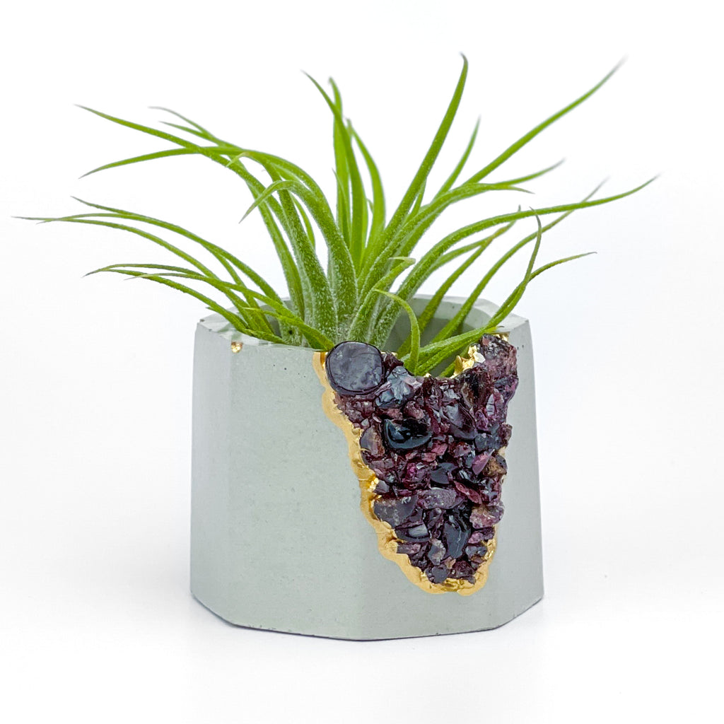 GARNET GEODE PLANTER