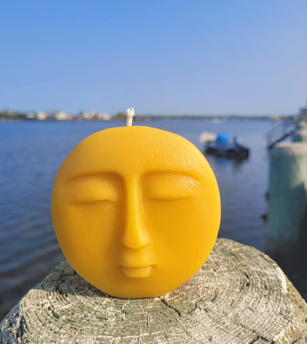 Resting Moon | Candle | Wiccan Center