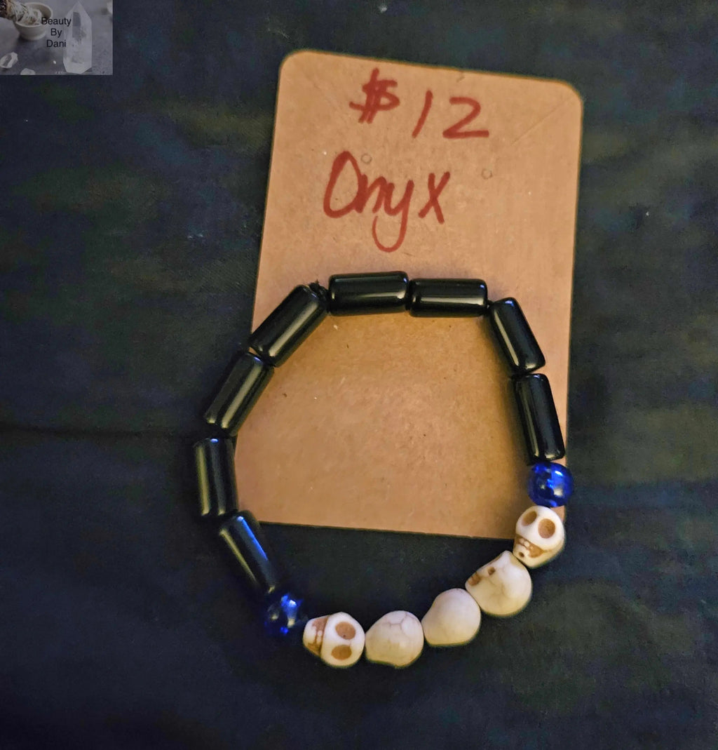 Onyx Skull Bracelet with 8mm Beads