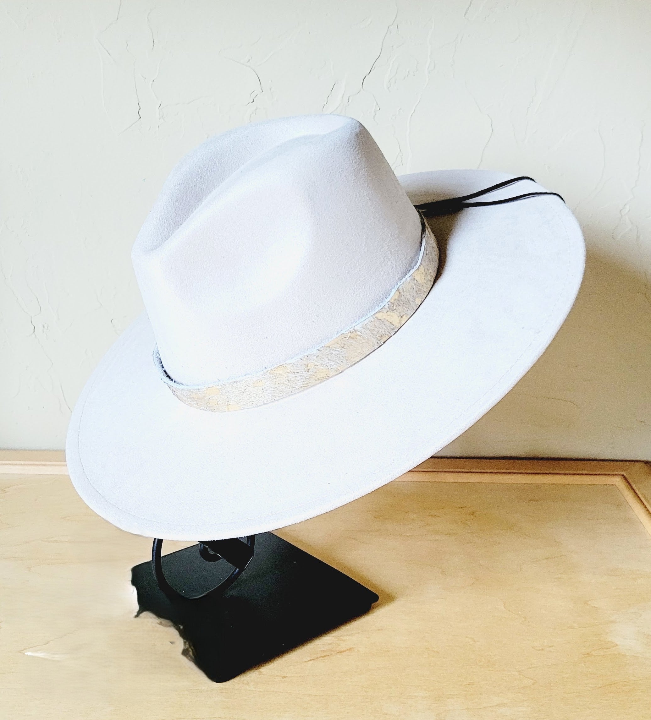 **Cream & Gold Metallic Leather Hat Band Only 984e