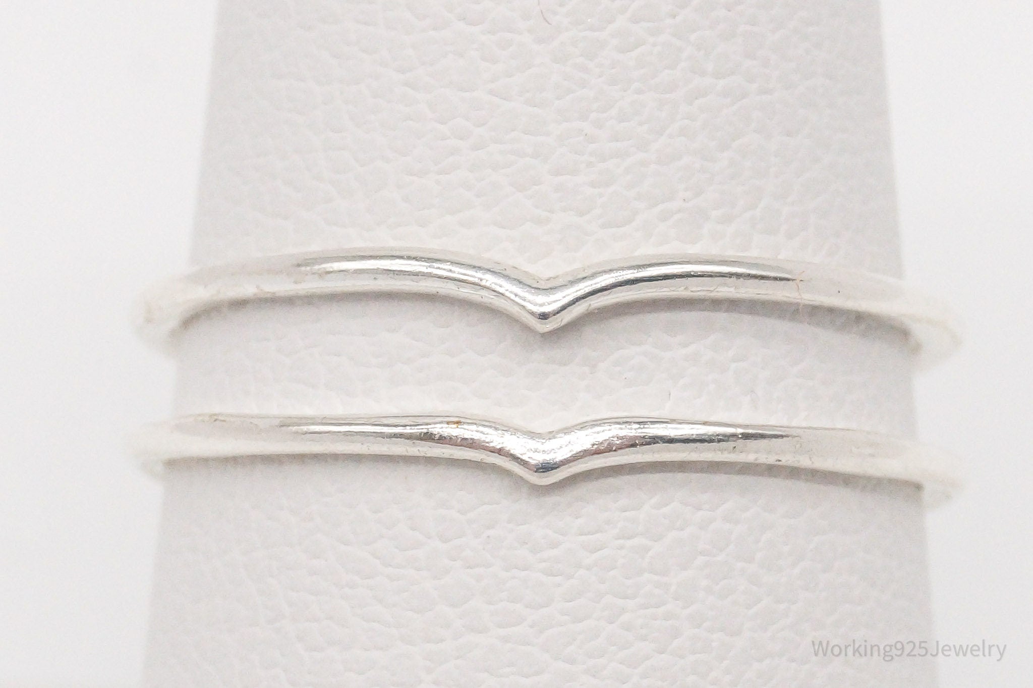 Vintage Ste Bee Waves Minimalist Sterling Silver Ring - Size 8 | Jewelry > Rings | Wiccan Center