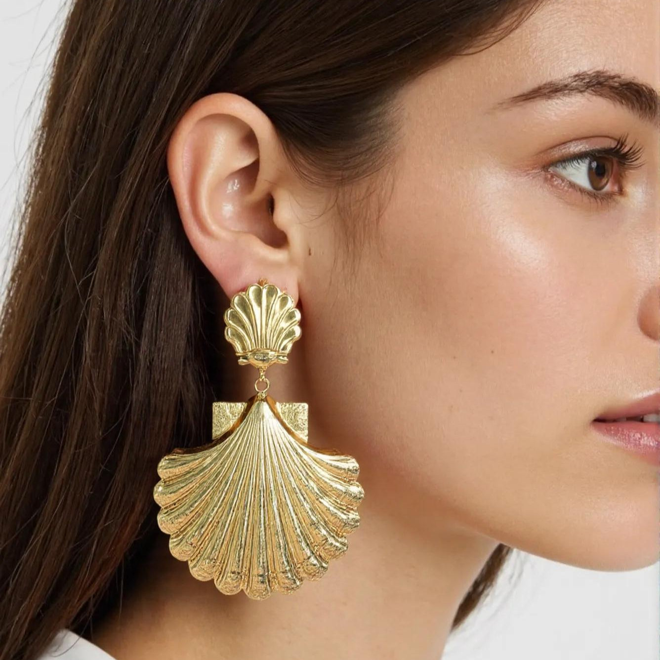 Kiki Gold Shell Earrings