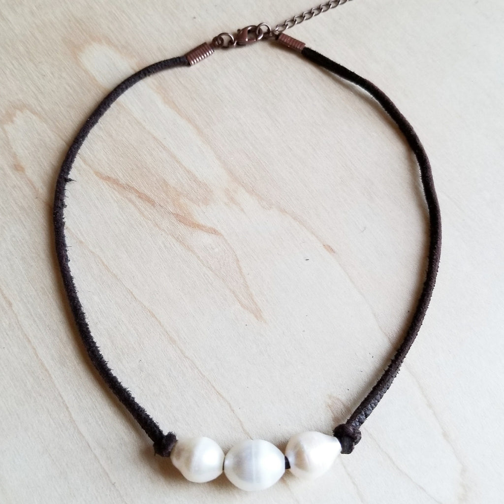 Triple Freshwater Pearl Brown Leather Choker Necklace 243d