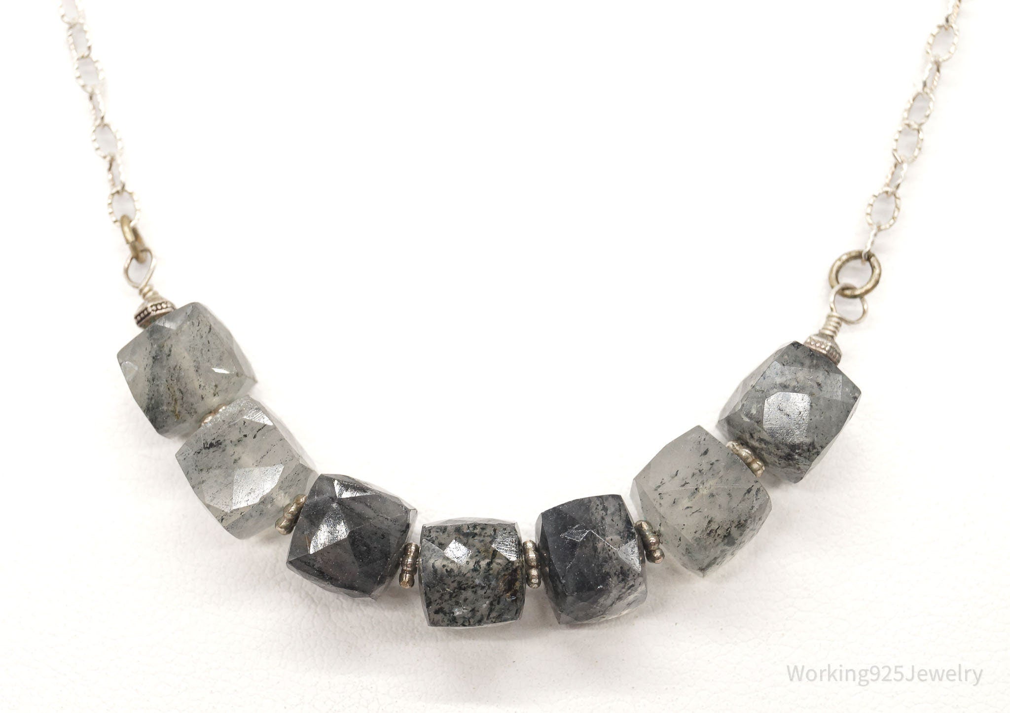 Vintage Spotted Quartz Bead Silver Chain Link Necklace | Jewelry > Necklaces > Pendants | Wiccan Center