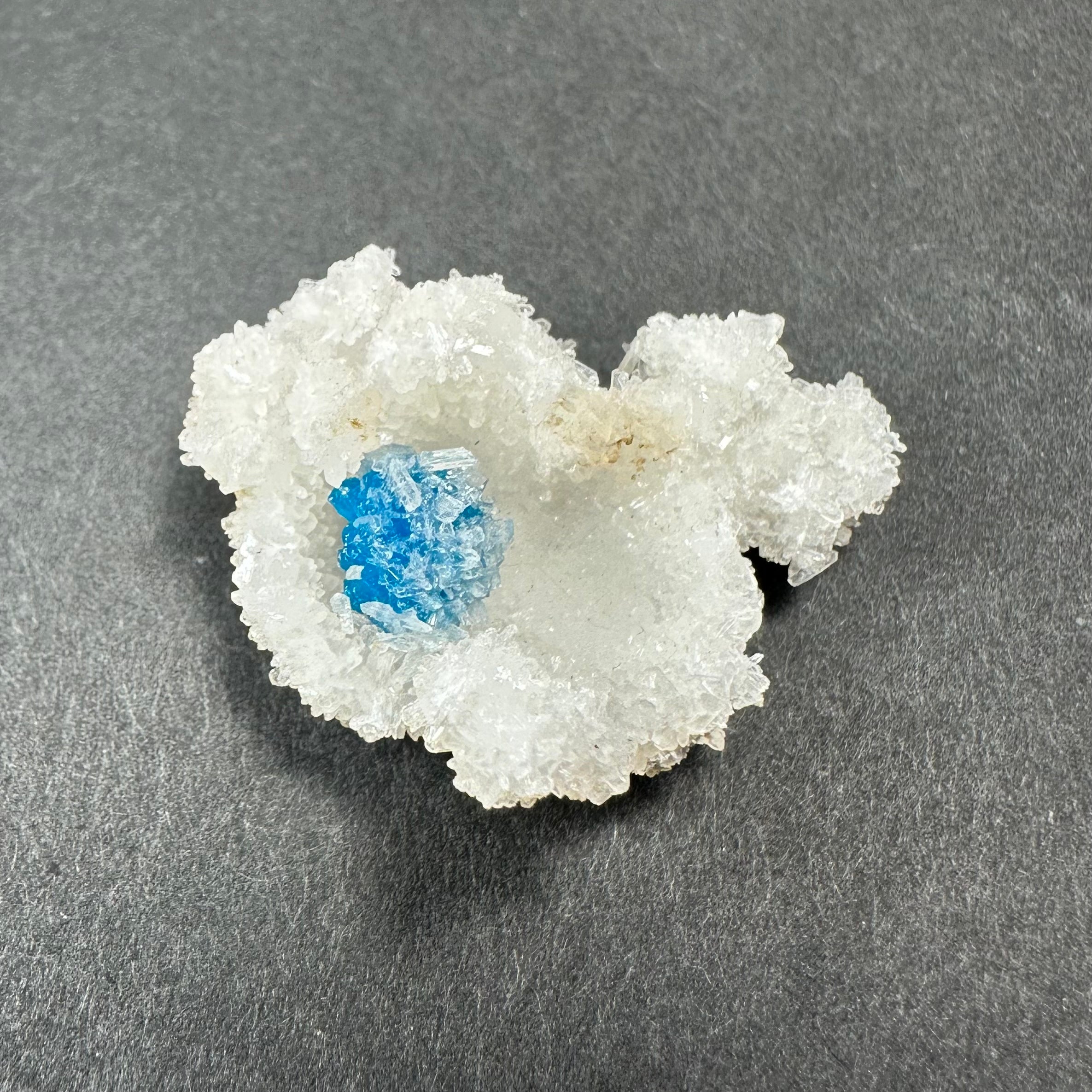 Cavansite Ball 'Floaters' on Stilbite SM from Maharashtra, Pune, India | Minerals | Wiccan Center