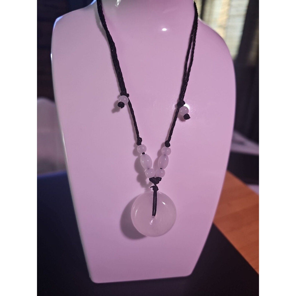 Beautiful! Natural Jade Peace Lucky Buckle Pendant Necklace Healing Adjustable