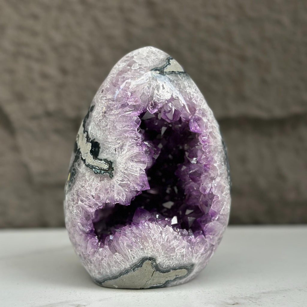Semi precious stone, large amethyst geode | Geodes & Bowls | Wiccan Center