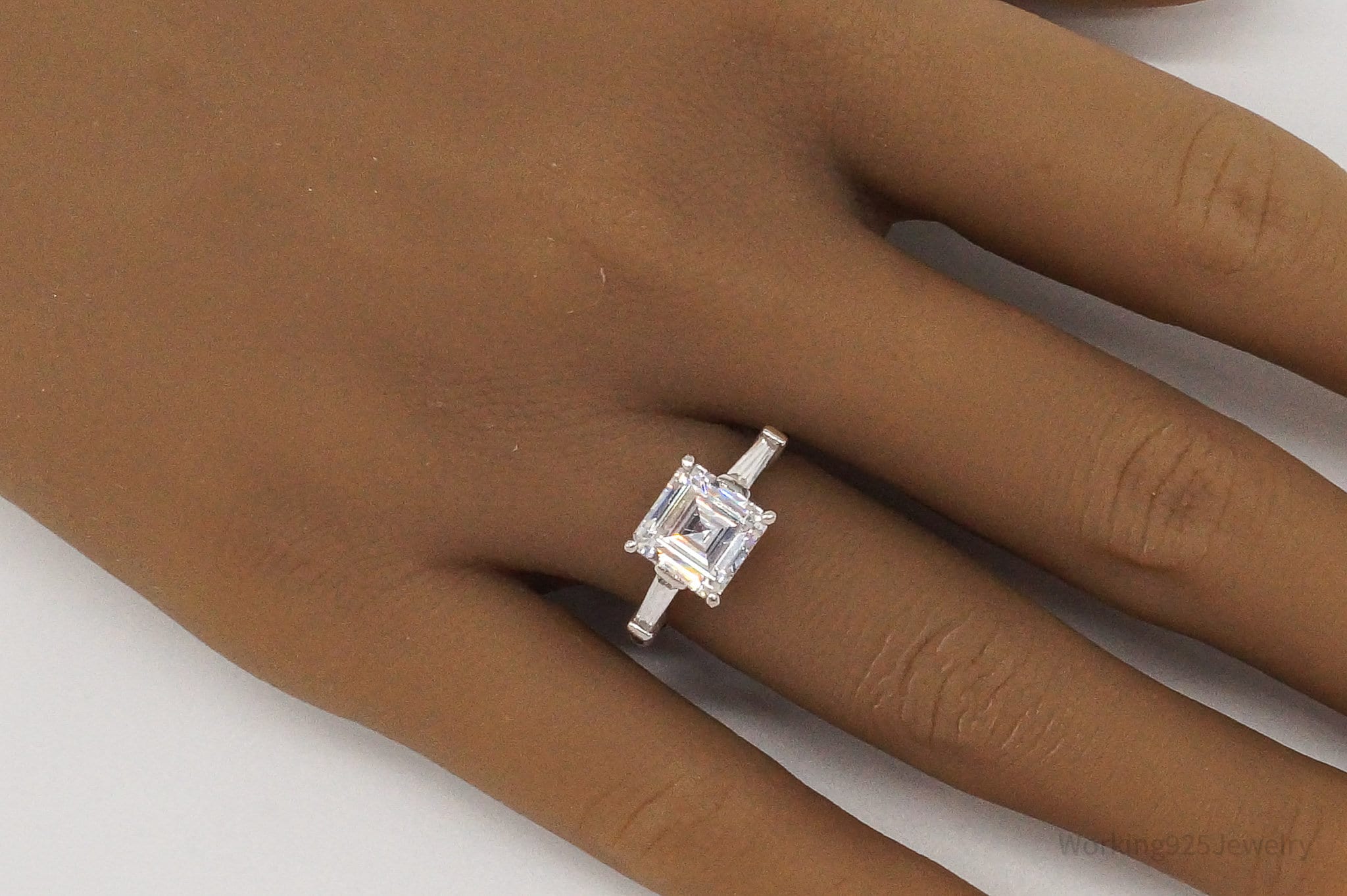Vintage Cubic Zirconia Sterling Silver Ring - Size 7 | Jewelry > Rings | Wiccan Center