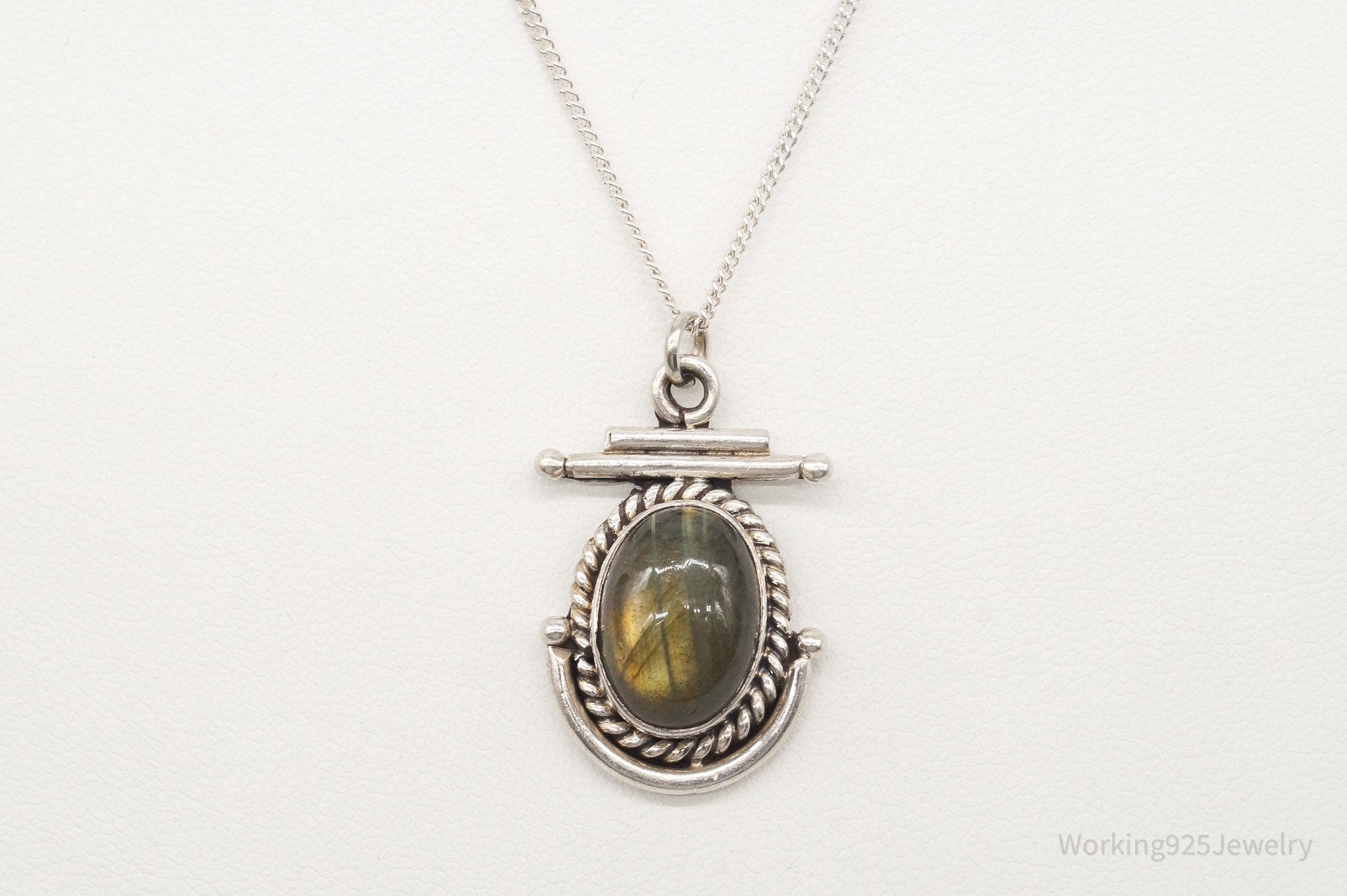 Vintage Labradorite Sterling Silver Necklace | Jewelry > Necklaces > Pendants | Wiccan Center