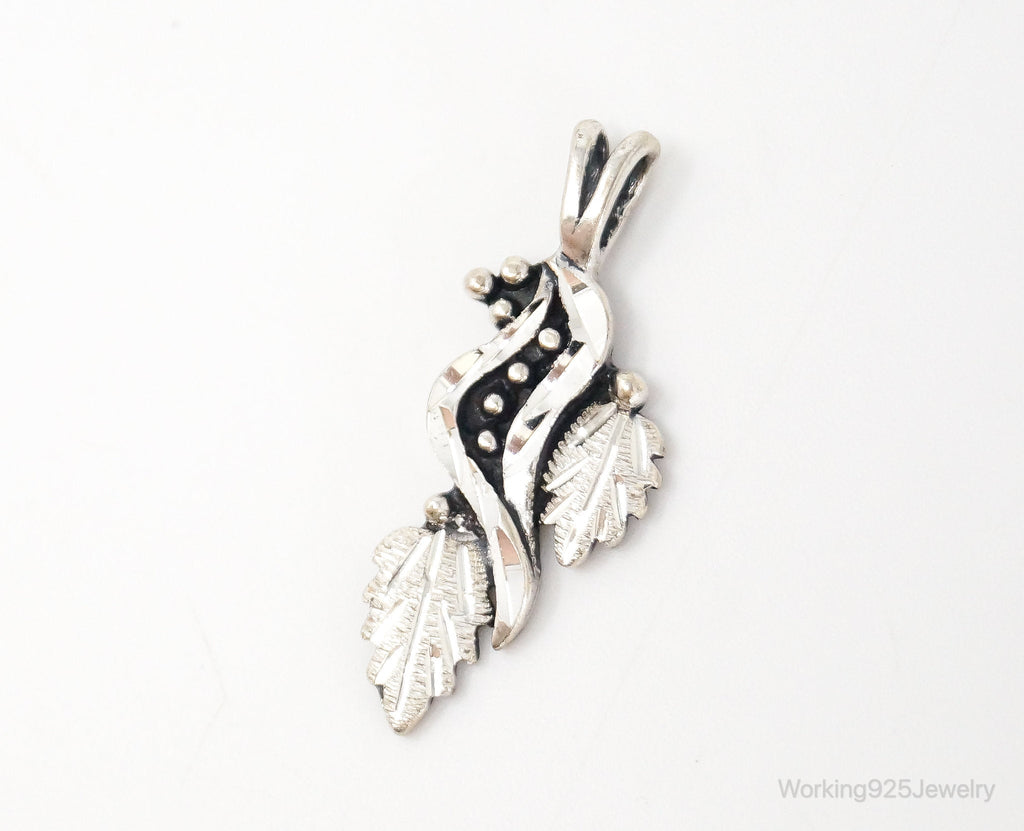 Vintage Designer WM Co Grape Leaves Sterling Silver Pendant | Jewelry > Necklaces > Pendants | Wiccan Center