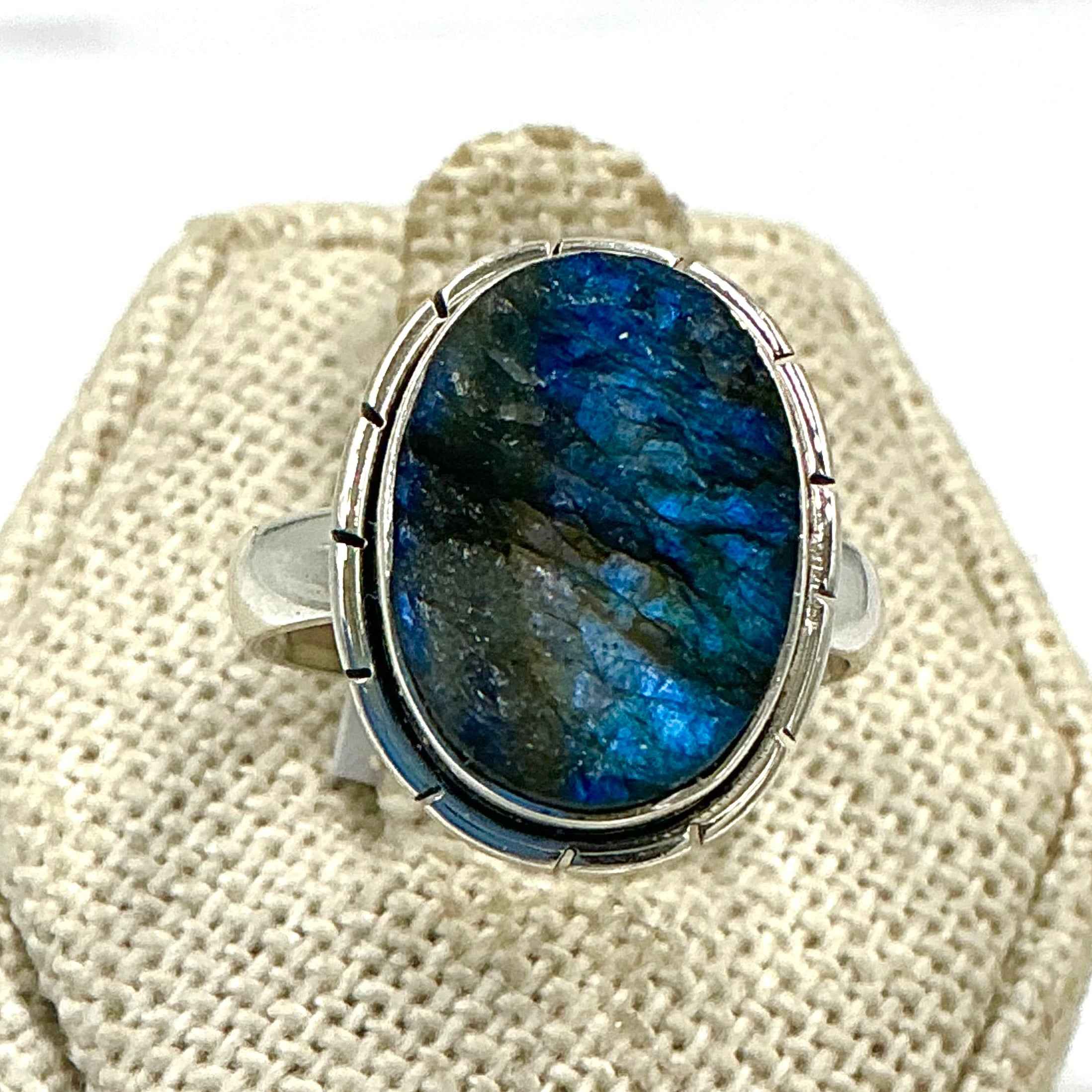 Sterling Silver Rough Lined Oval Labradorite Ring - Size 7 - Intuition, Protection & Transformation | Rings | Wiccan Center