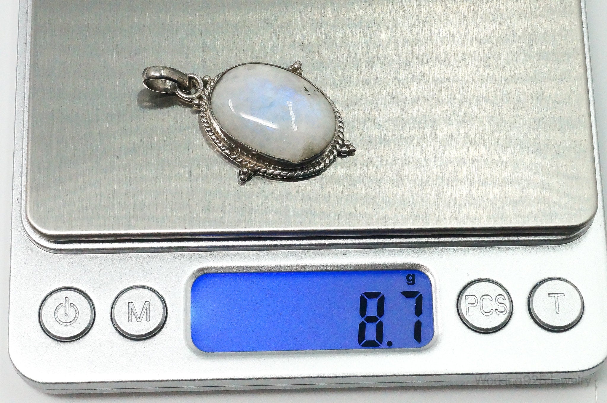 Vintage Moonstone Sterling Silver Southwestern Necklace Pendant | Jewelry > Necklaces > Pendants | Wiccan Center