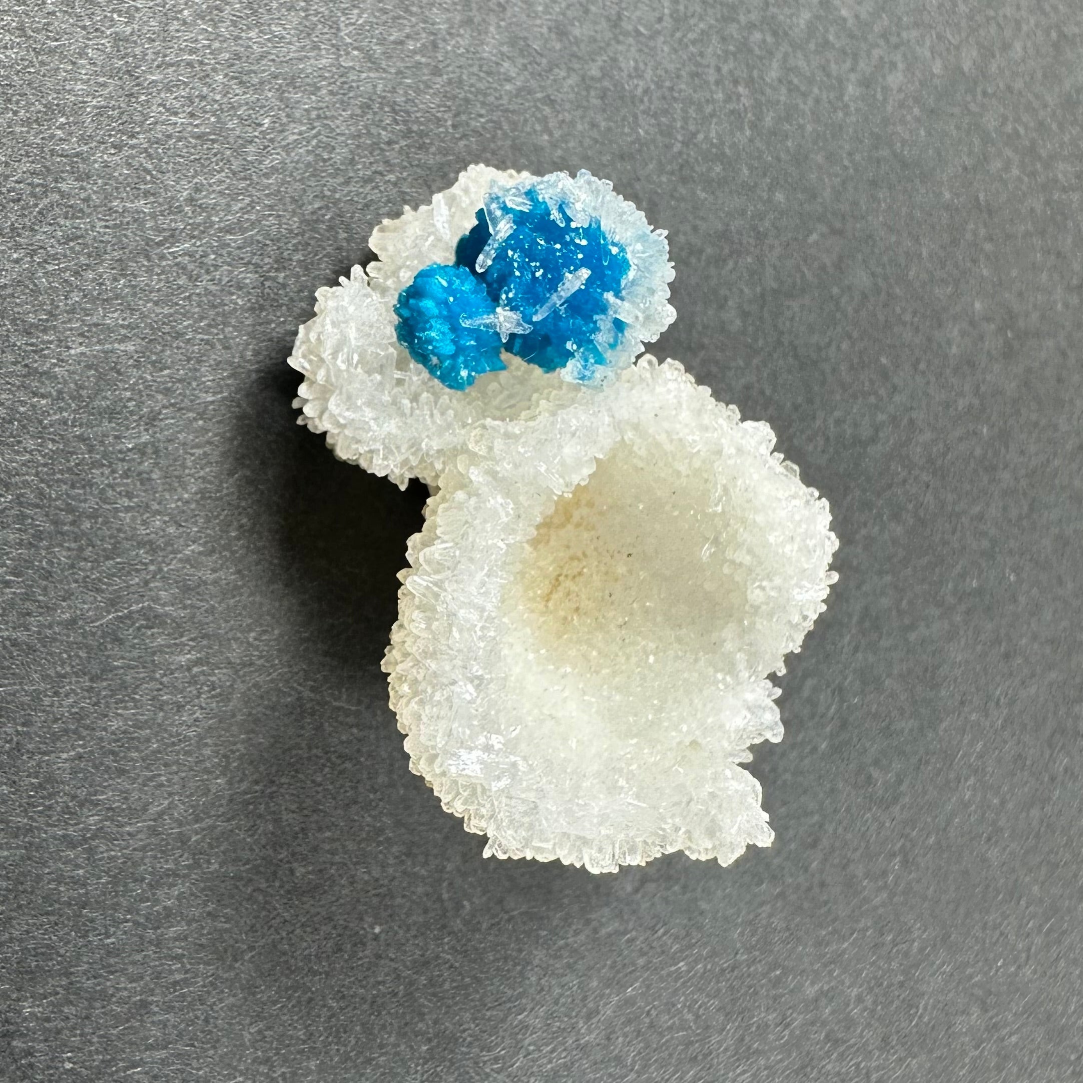 Cavansite Ball 'Floaters' on Stilbite SM from Maharashtra, Pune, India | Minerals | Wiccan Center