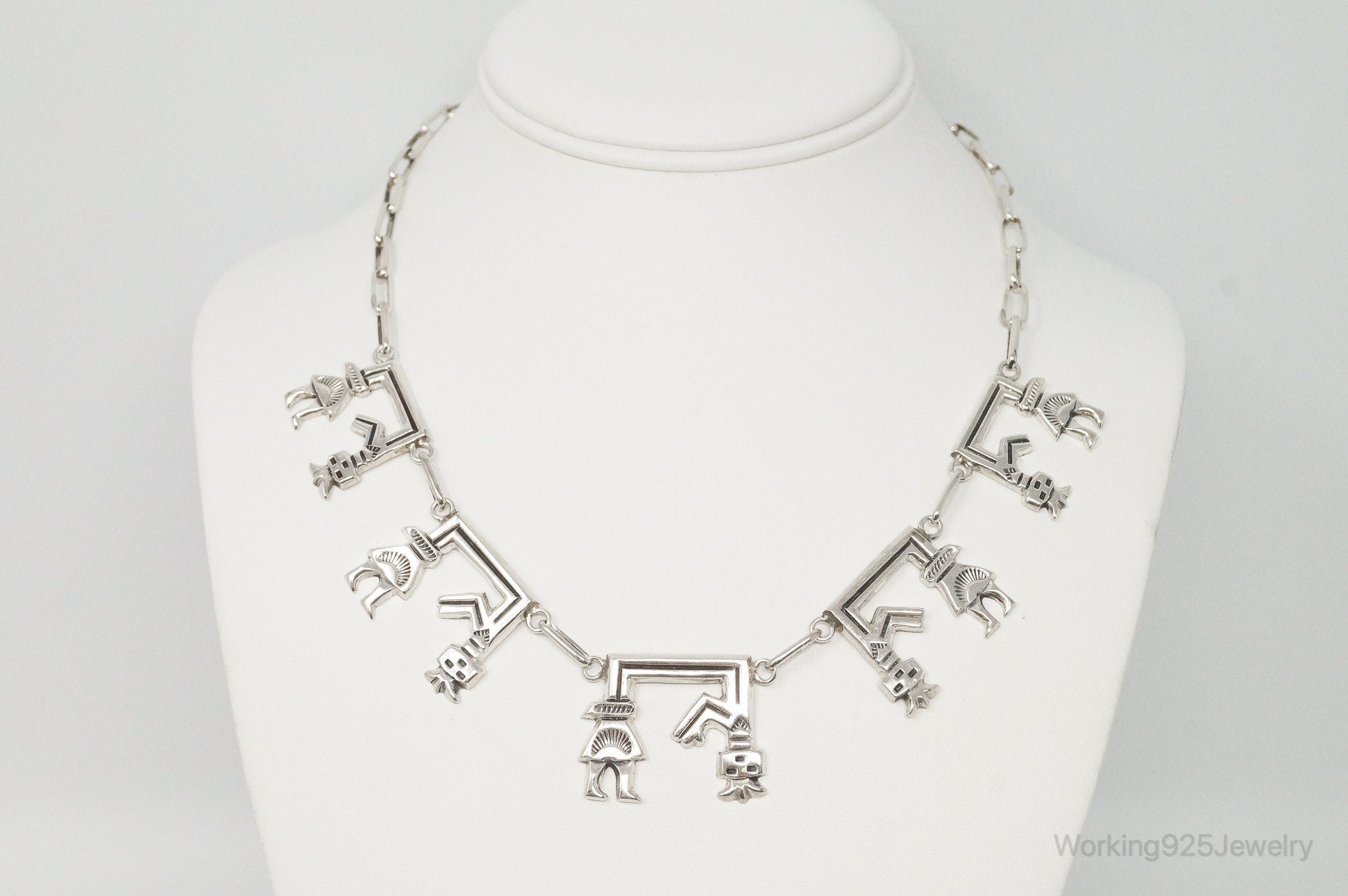 Vintage Native America Unsigned Sterling Silver Necklace | Jewelry > Necklaces > Pendants | Wiccan Center