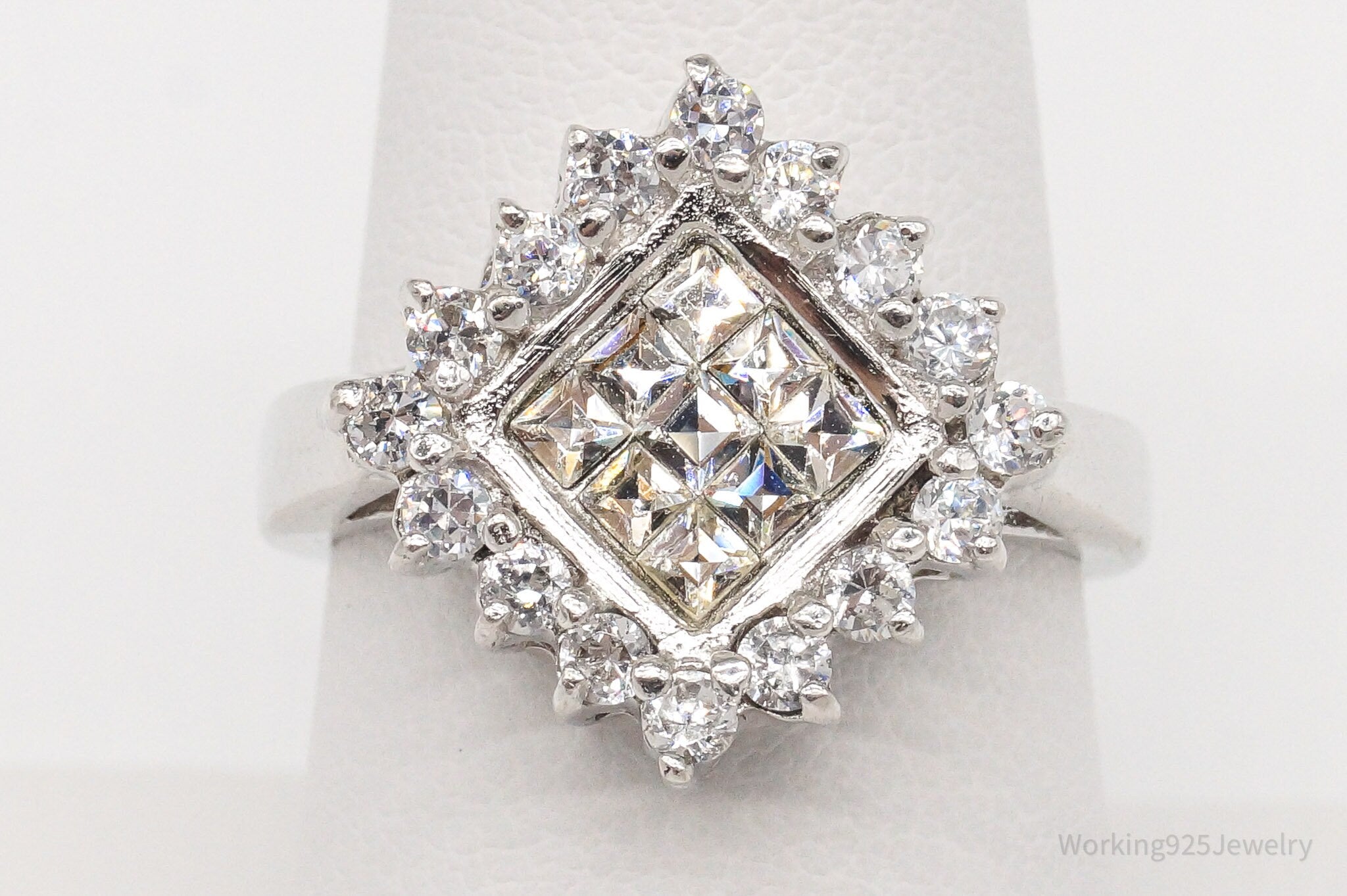Vintage Cubic Zirconia Sterling Silver Ring - Size 8 | Jewelry > Rings | Wiccan Center